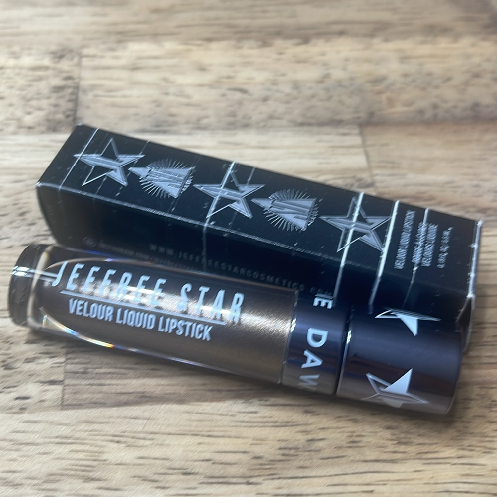 Jeffrey Star Velour Liquid Lipstick Shane
